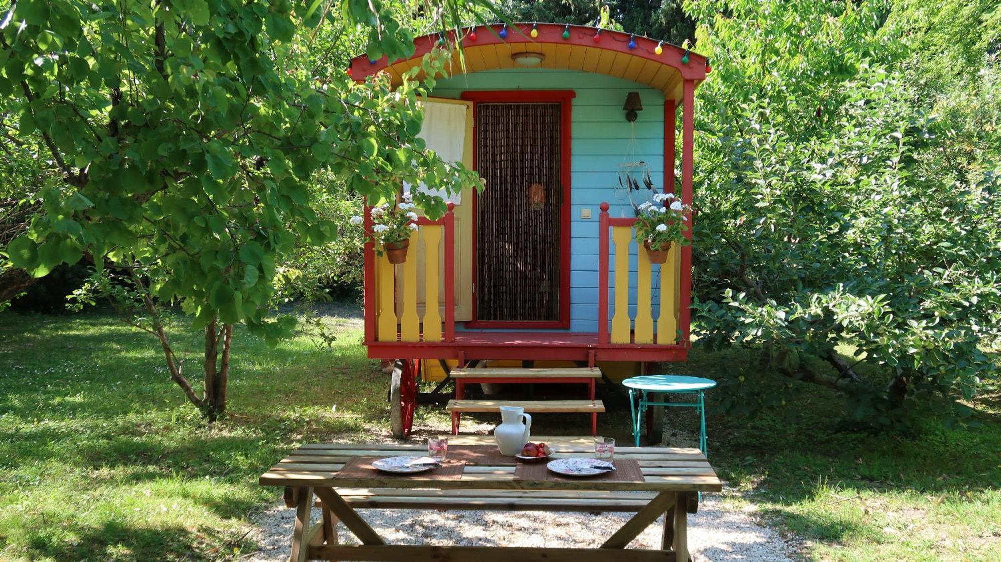 Ferienhaus Mas La Pauline De Charme & Roulotte