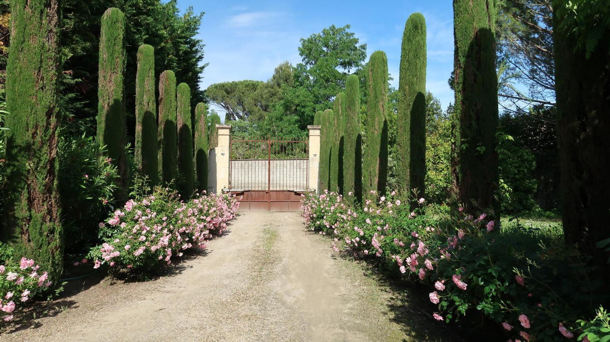 Ferienhaus Mas La Pauline De Charme & Roulotte Saint-Rémy-de-Provence